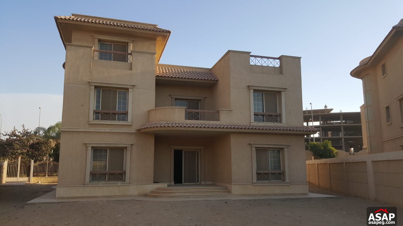 Villa for Sale in Flower Park Compound Villa for Sale in Flower Park Compound