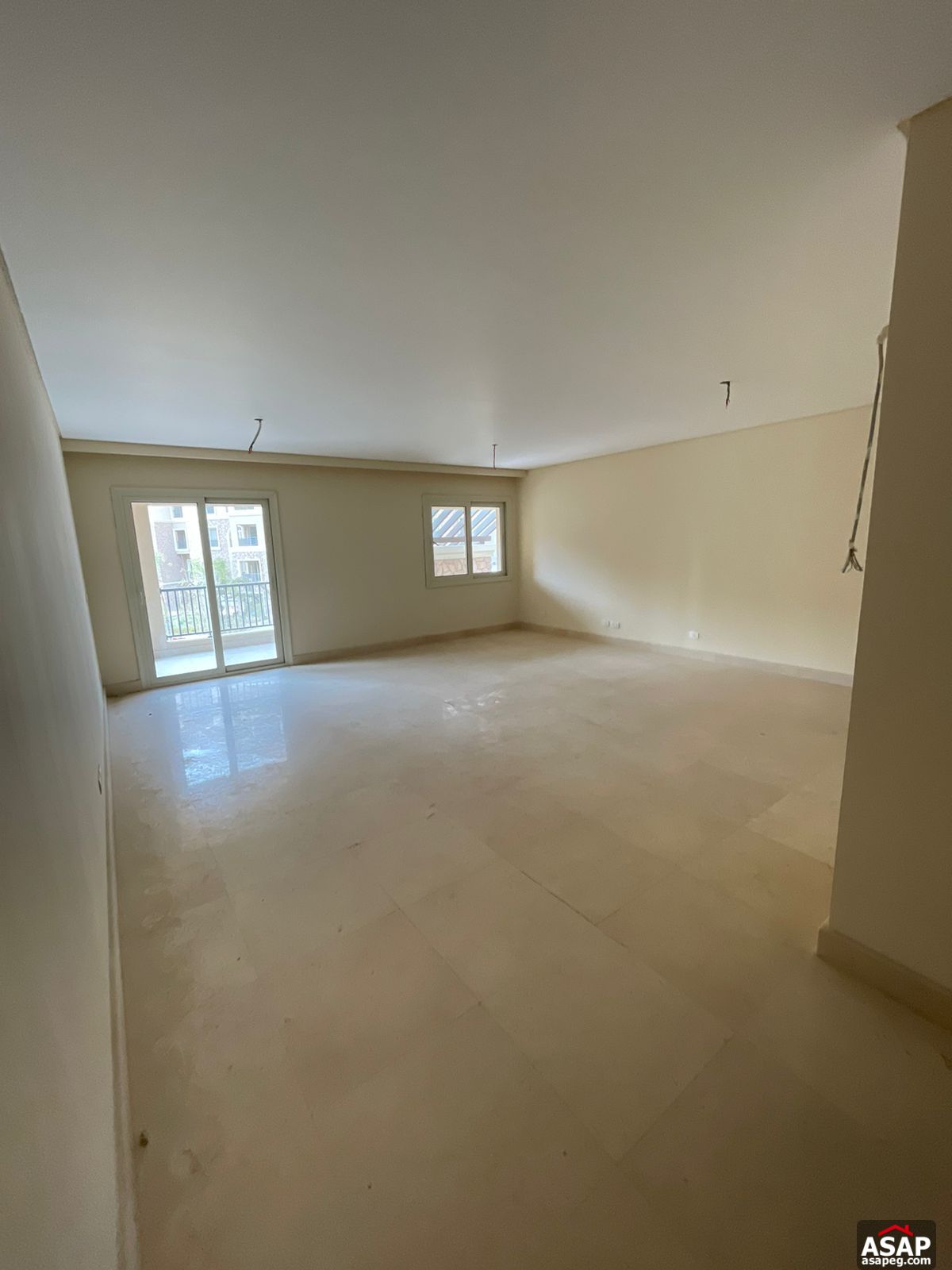 Ground Floor for Sale in 90 Avenue Ground Floor for Sale in 90 Avenue