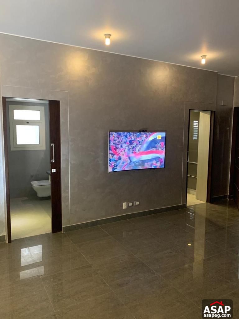 Ground Floor for Rent in the Village Palm Hills