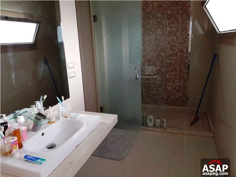 Town House with Garden for Rent in Allegria Town House with Garden for Rent in Allegria