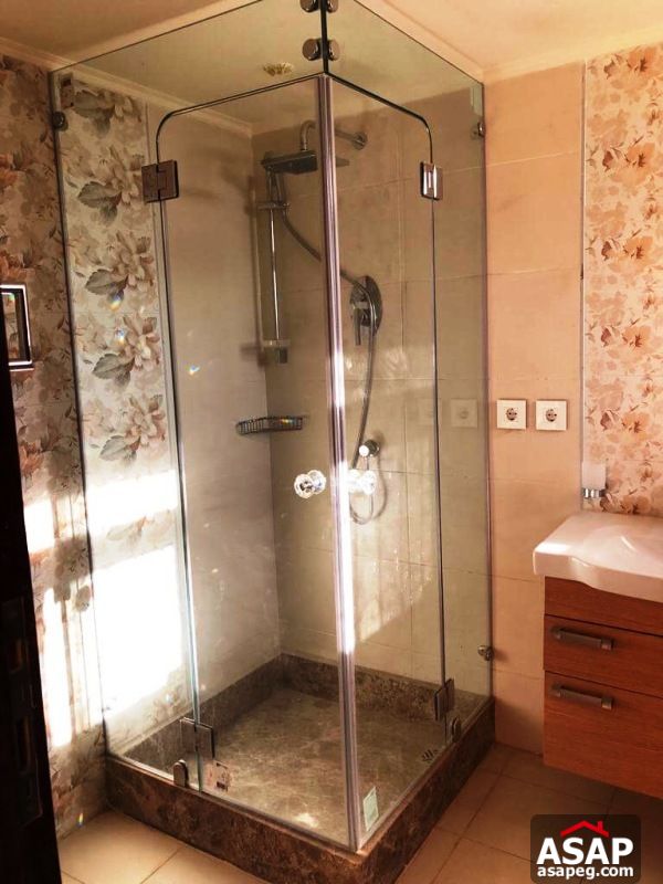 VIlla with Pool for Rent in Bellagio VIlla with Pool for Rent in Bellagio