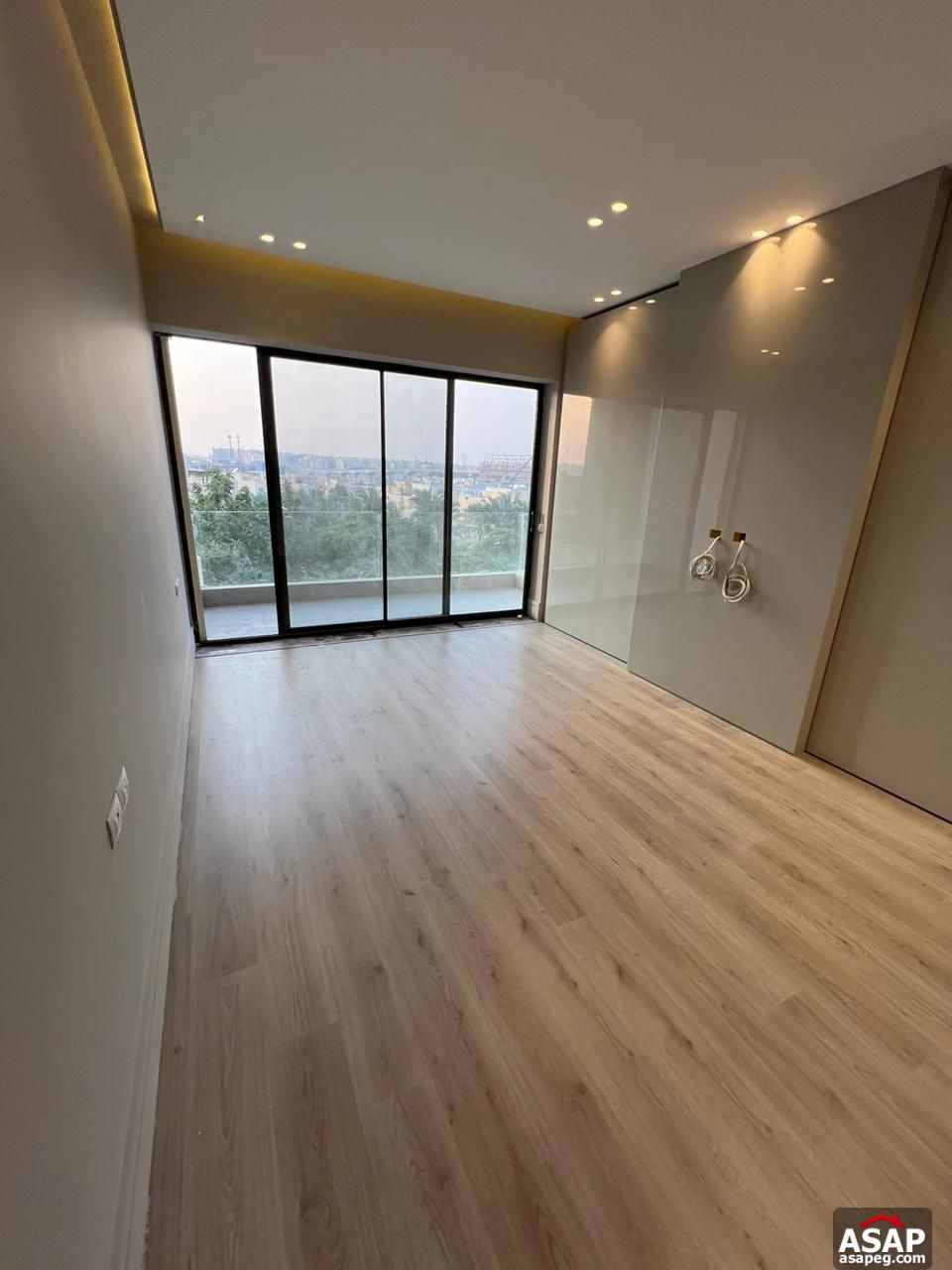 Penthouse for Rent in Lake View Residence Penthouse for Rent in Lake View Residence