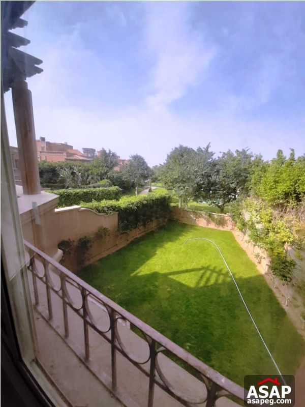 Twin House with Garden for Rent in Bellagio Twin House with Garden for Rent in Bellagio