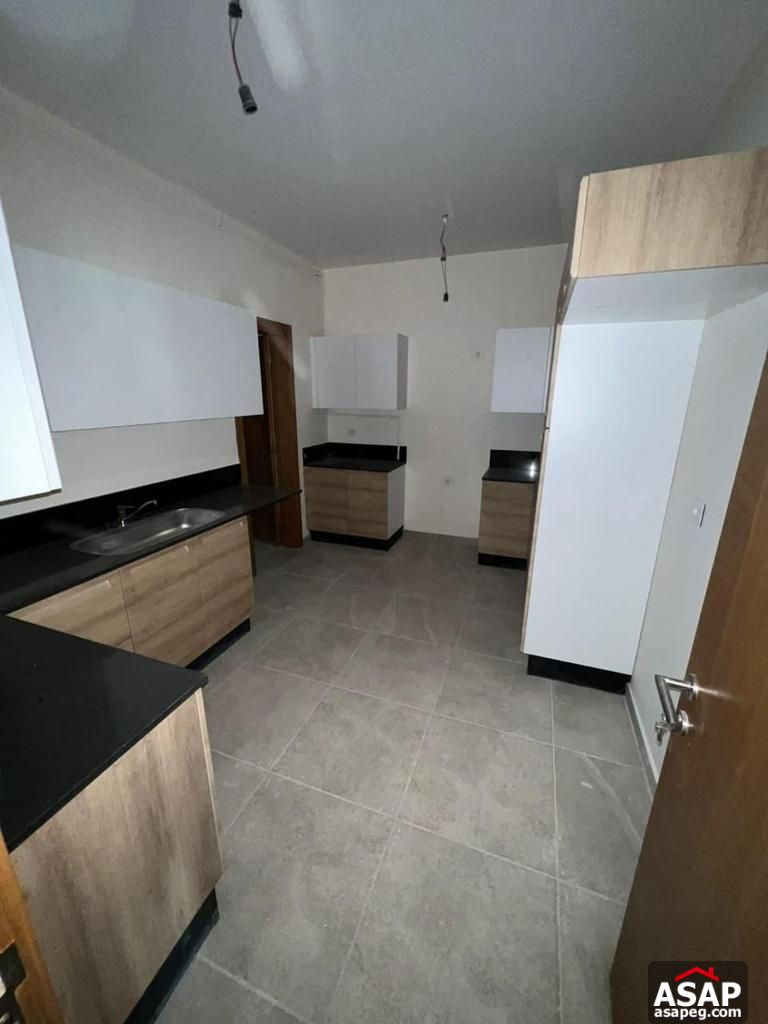 Ground Floor for Rent in New Cairo , Eastown Sodic