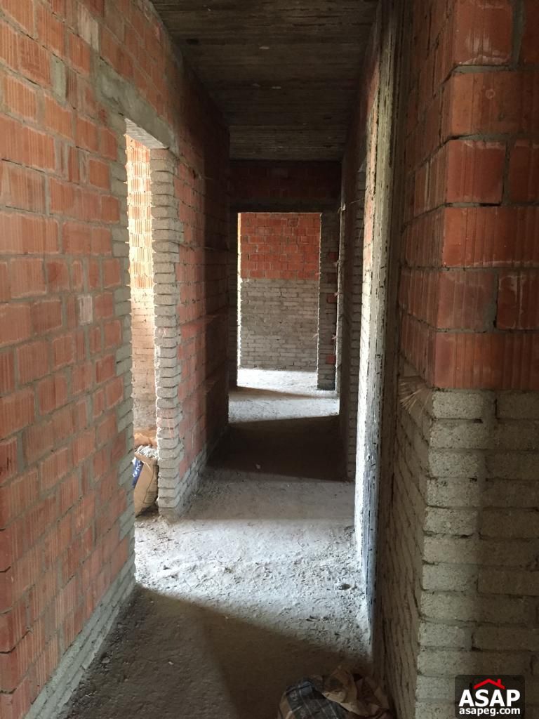 Penthouse for Sale in Village Avenue Compound Penthouse for Sale in Village Avenue Compound