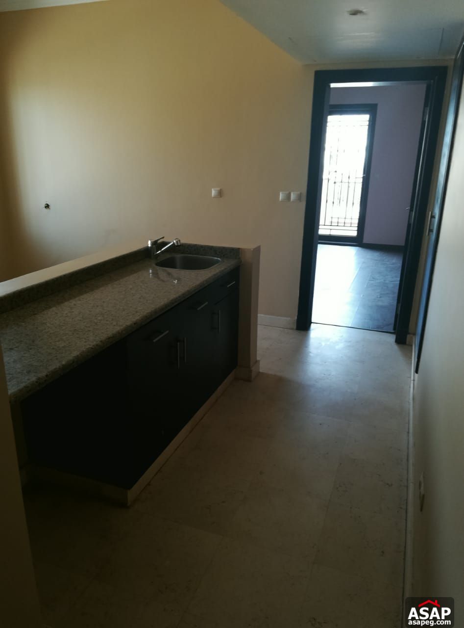 Villa for Sale in New Cairo compounds - Mivida Villa for Sale in New Cairo compounds - Mivida