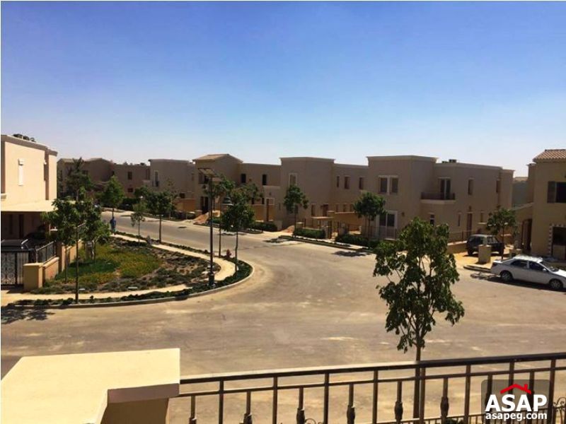 Ultra Modern Villa with Private Garden in New Cairo