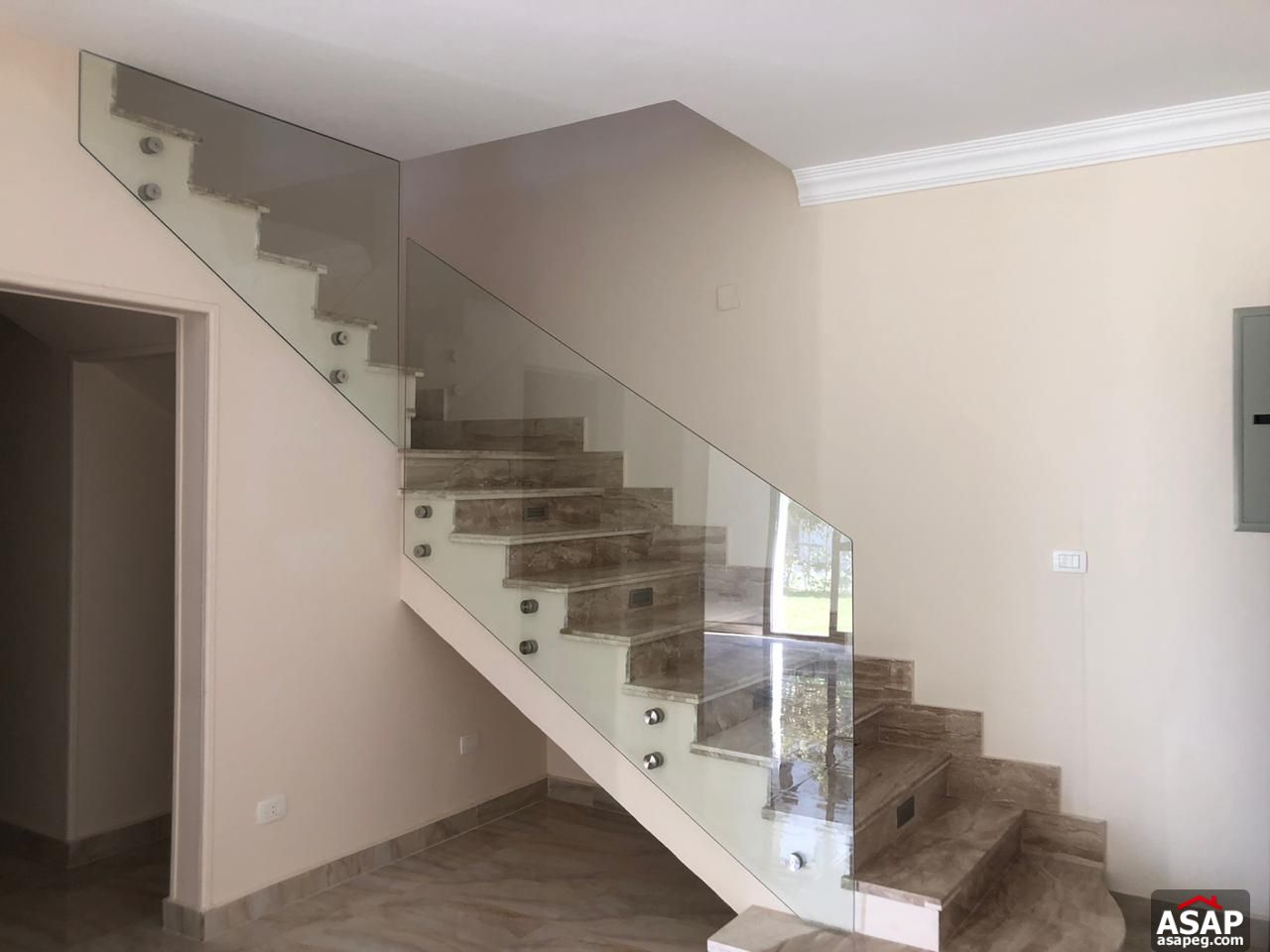 Duplex with Garden for Rent in Eastown