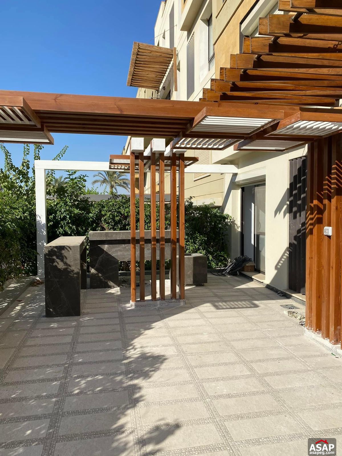 Duplex with Garden or Rent in Eastown