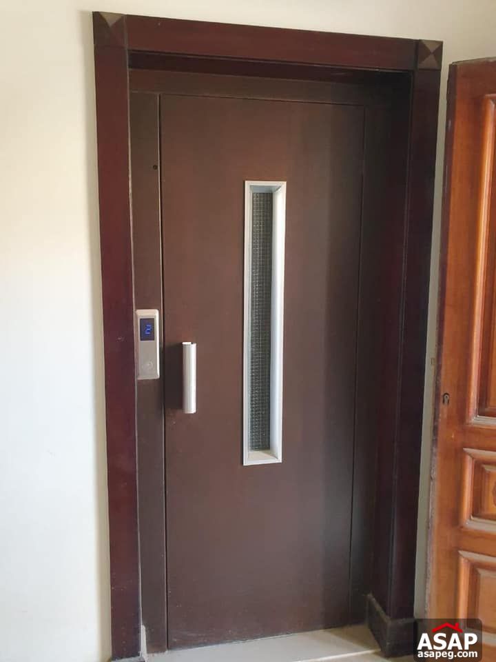 Villa with Swimming Pool for Rent in Karma Heights