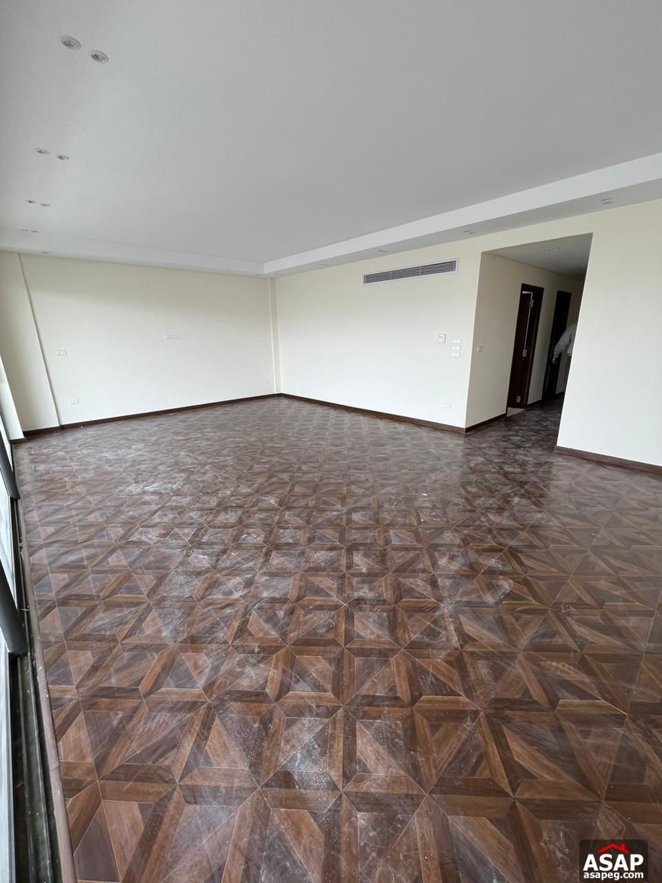 Penthouse for Rent in Lake View Residence Penthouse for Rent in Lake View Residence