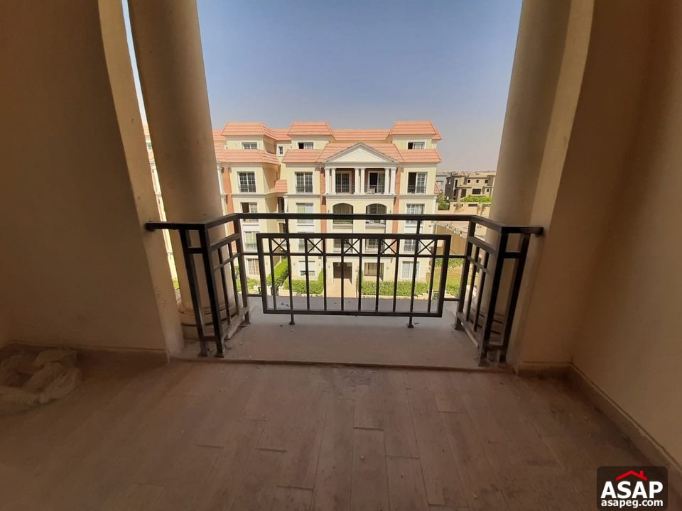 Apartment for Rent in Regent's Park Compound