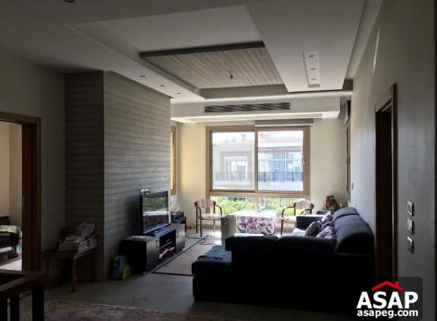 Stand Alone with Swimming Pool for Rent in Allegria