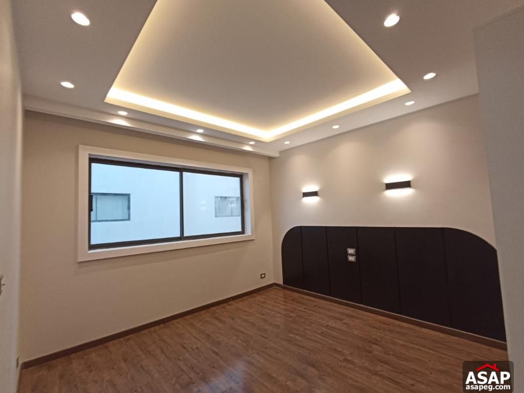 Semi Furnished Apartment for Sale in Lake View Residence