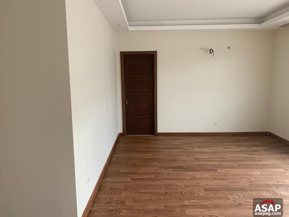 Apartment 184m for Rent in Eastown Compound Apartment 184m for Rent in Eastown Compound