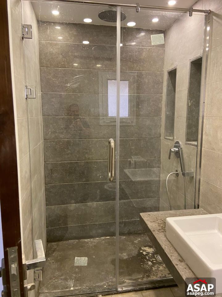 Apartment for Rent in West Golf Apartment for Rent in West Golf