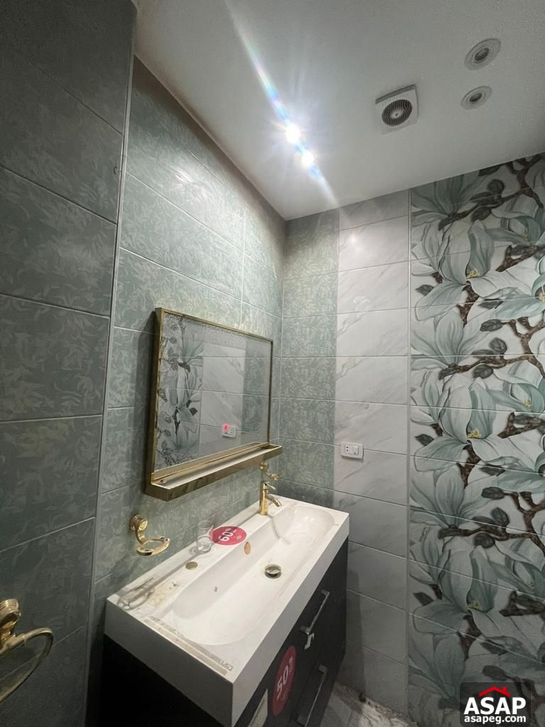 Triplex for Rent in Eastown Compound Triplex for Rent in Eastown Compound