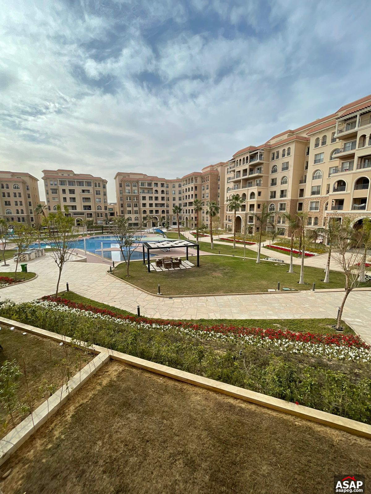 Ground Floor for Sale in 90 Avenue Ground Floor for Sale in 90 Avenue