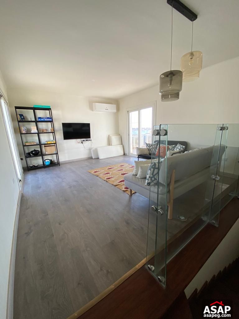 Penthouse for Rent in Mountain View Executive Penthouse for Rent in Mountain View Executive