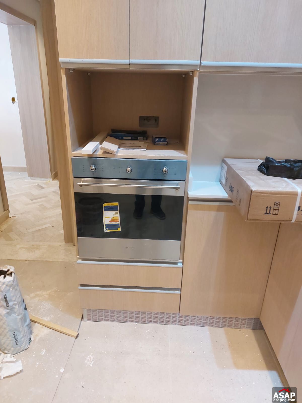 Triplex with Roof for Rent in Eastown Sodic Triplex with Roof for Rent in Eastown Sodic