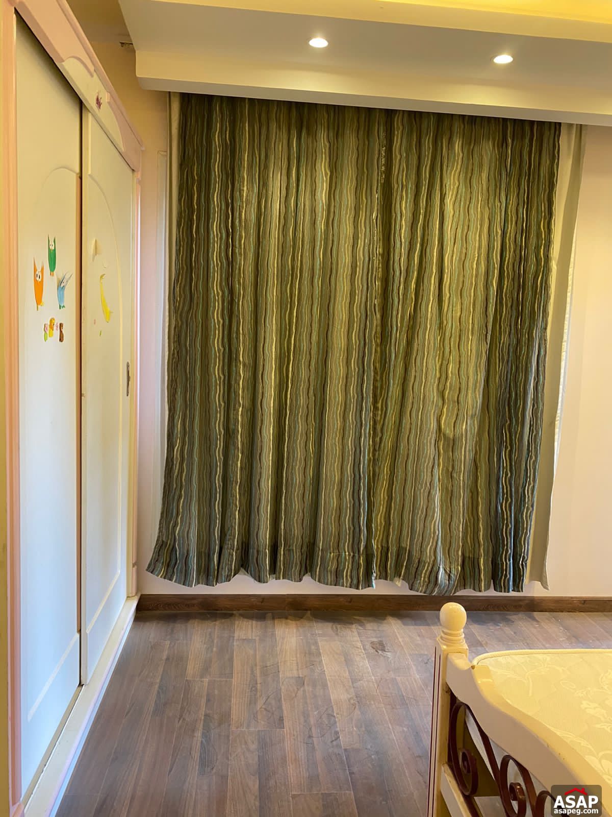 Apartment for Rent in the Square Apartment for Rent in the Square