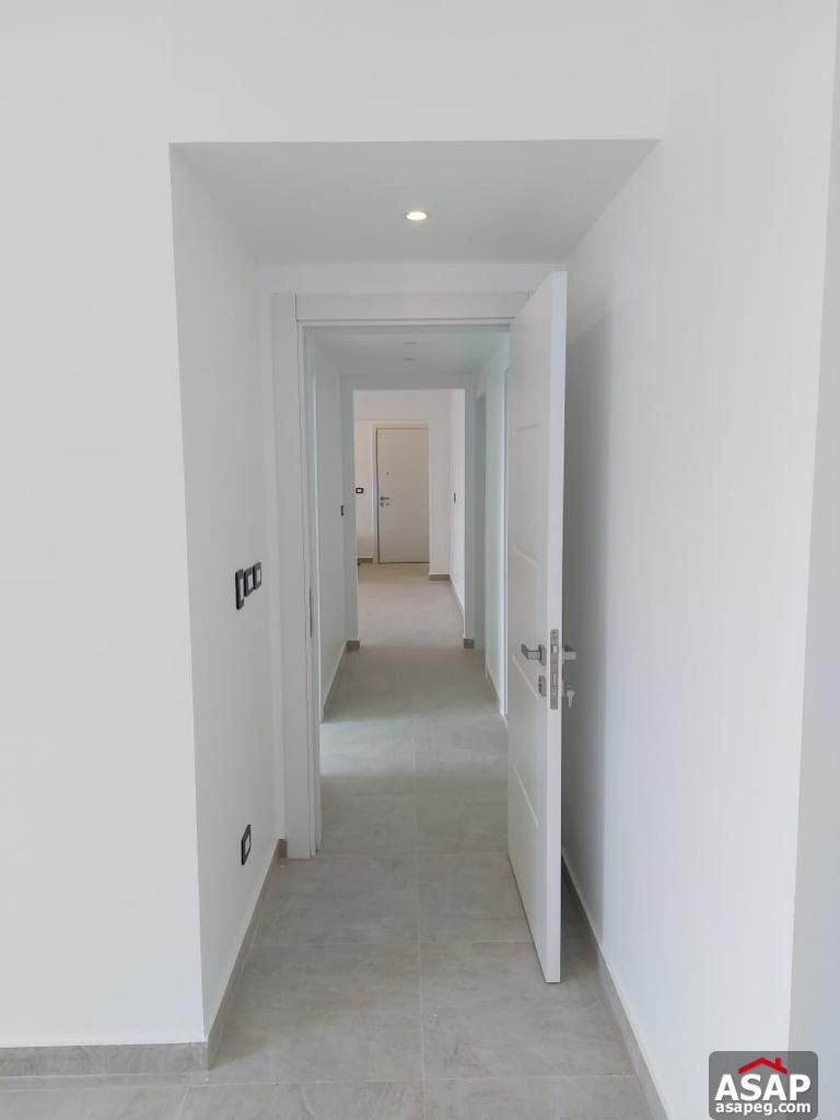 Apartment in Eastown Compound for Rent