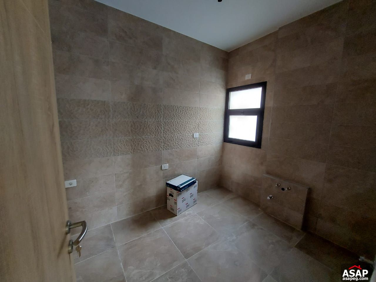 Penthouse for Rent in 5th Square Penthouse for Rent in 5th Square