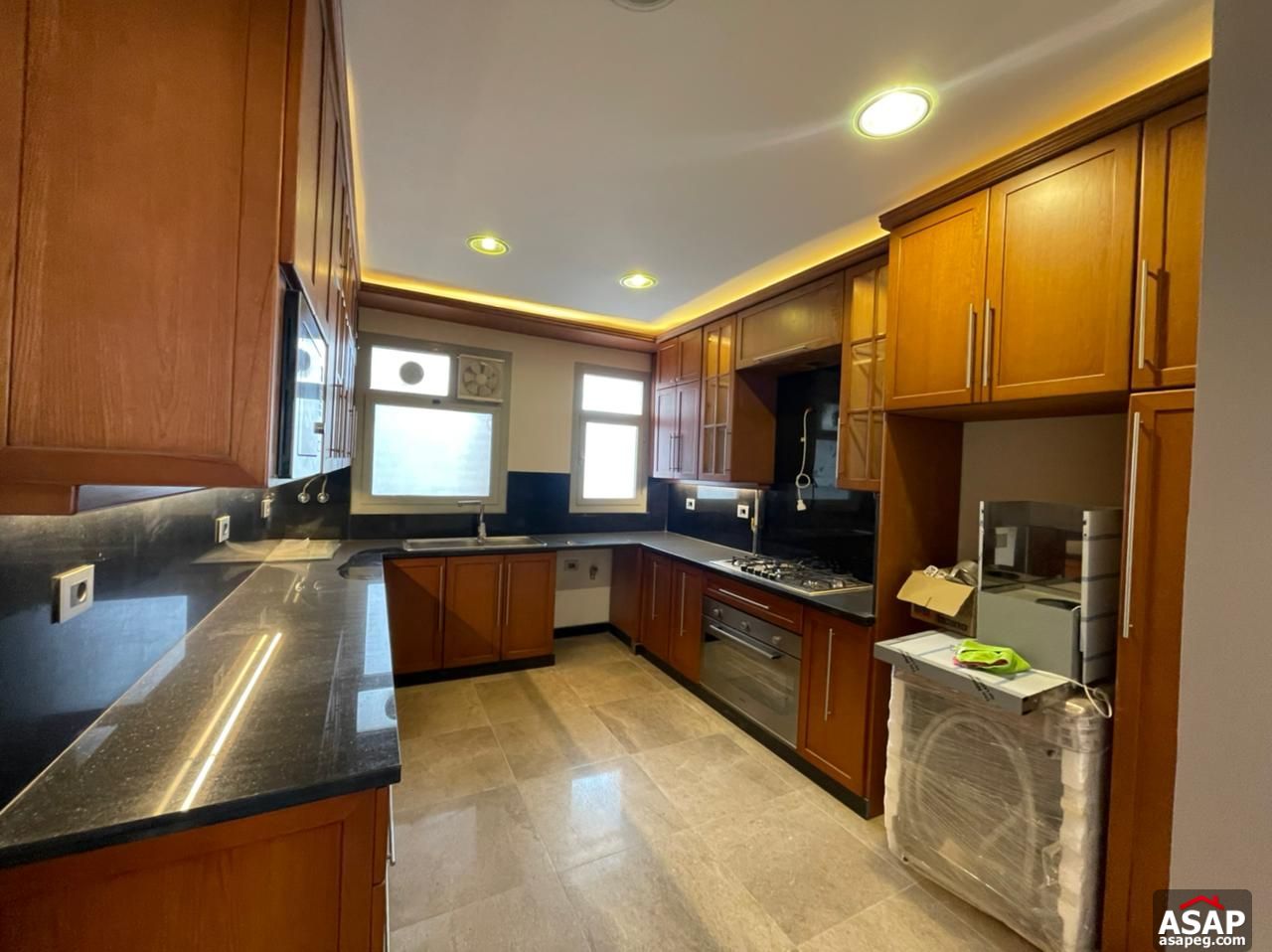 Apartment for Rent in Village Avenue