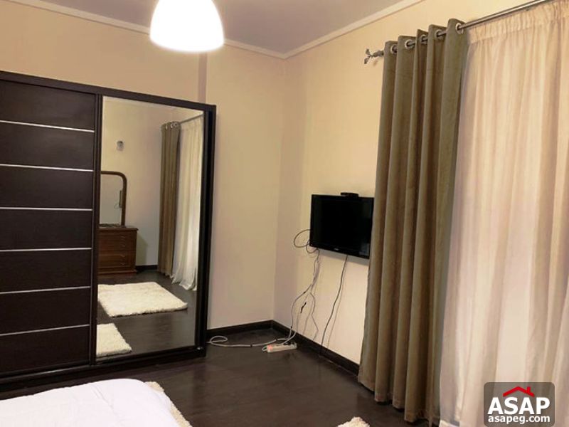 Furnished Studio in the Village Palm Hills