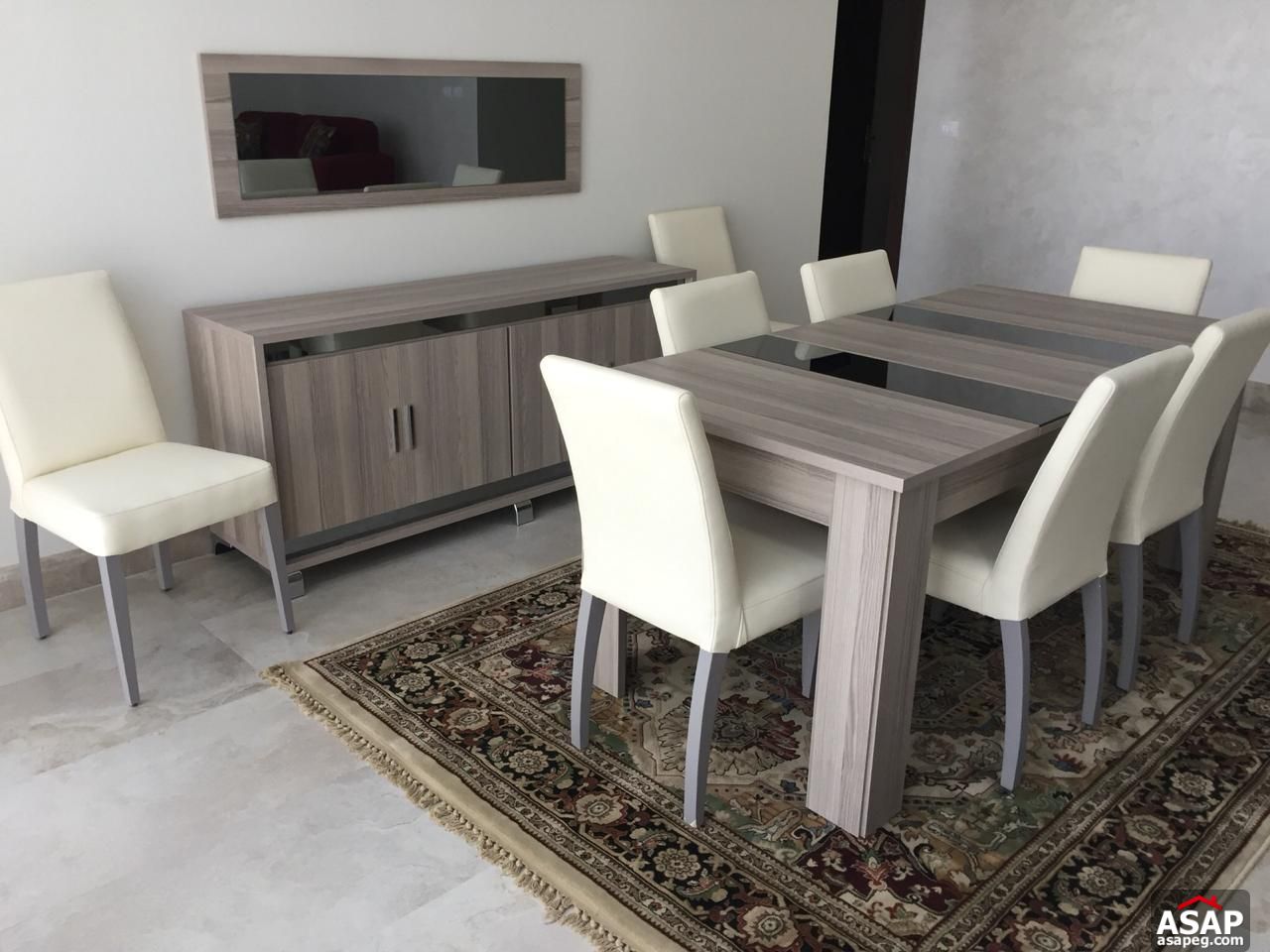 Modern Flat with Pool View for Rent in The WaterWay Modern Flat with Pool View for Rent in The WaterWay