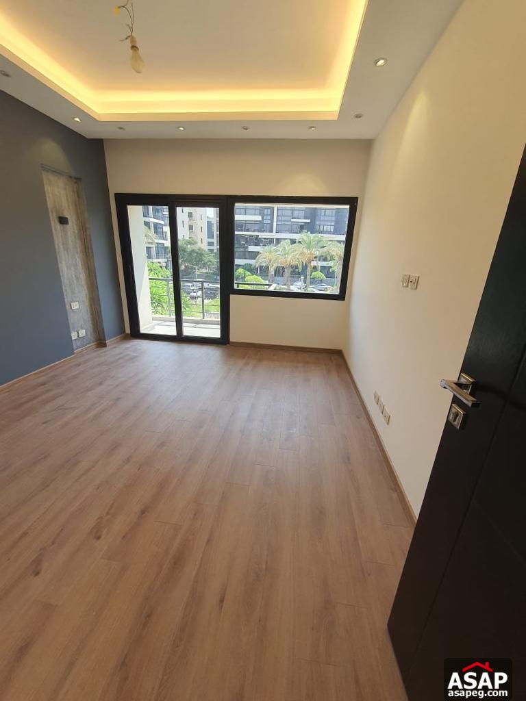 Semi Furnished Apartment for Rent in The WaterWay Semi Furnished Apartment for Rent in The WaterWay