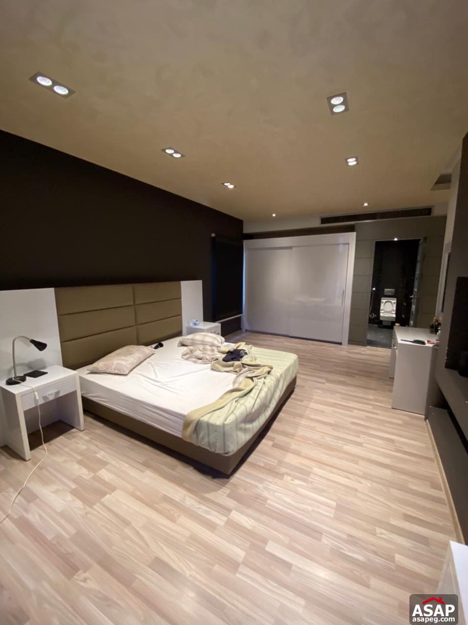 Apartment for Rent in The WaterWay