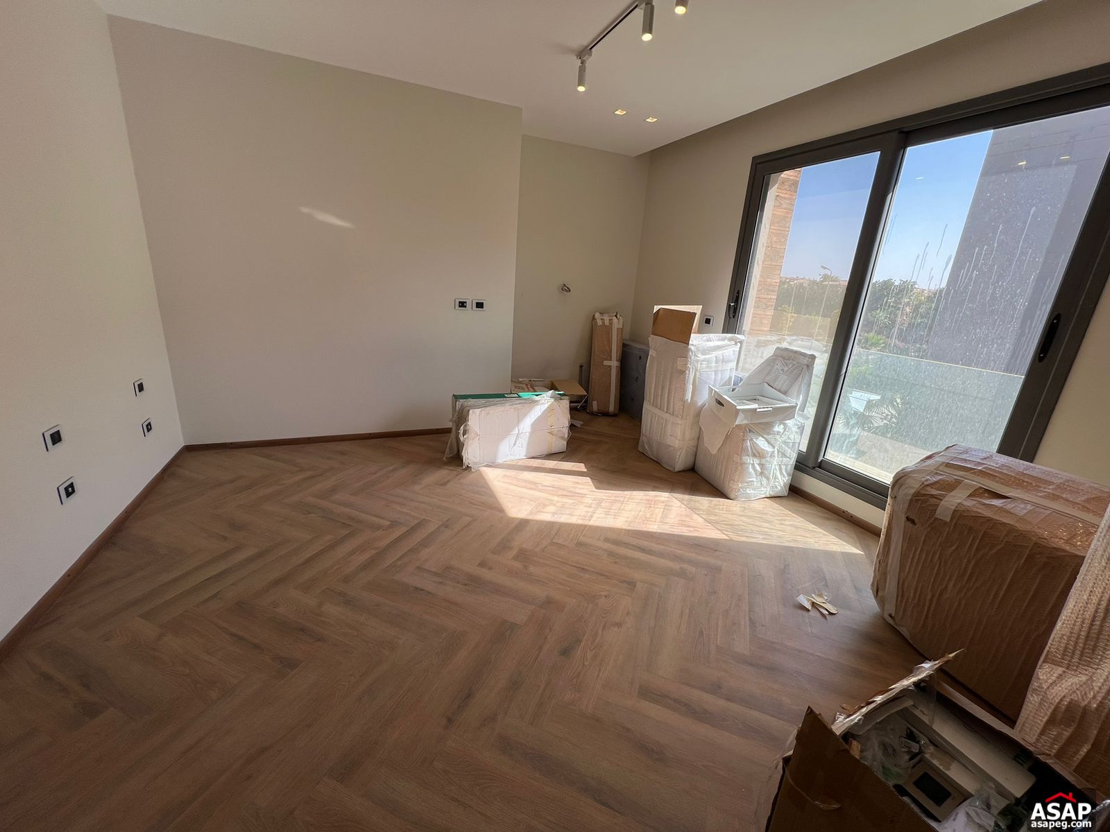 Semi Furnished Apartment for Rent in Silver Palm