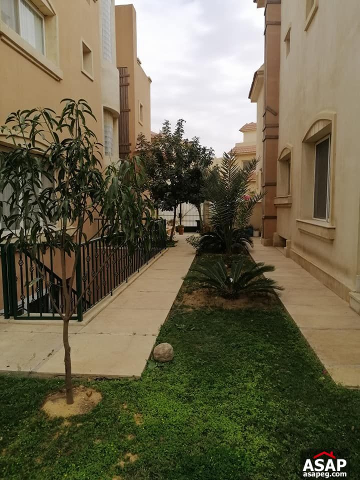 Villa for Rent in New Cairo compounds - Katameya Palms Villa for Rent in New Cairo compounds - Katameya Palms