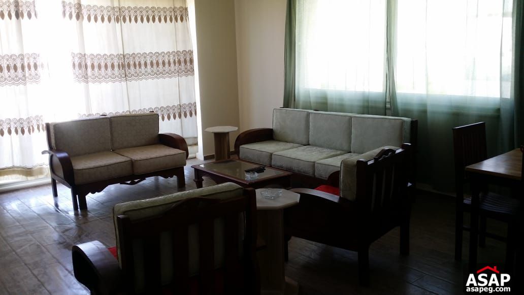 Senior Chalet with Sea View for Sale in Hacienda Bay Senior Chalet with Sea View for Sale in Hacienda Bay