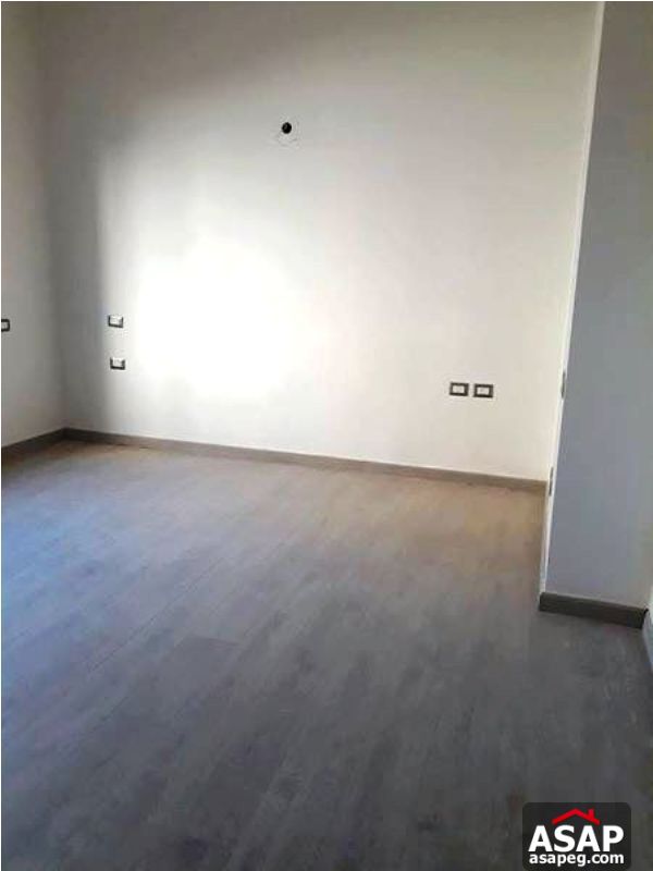 Apartment for Rent in Village Gate Apartment for Rent in Village Gate