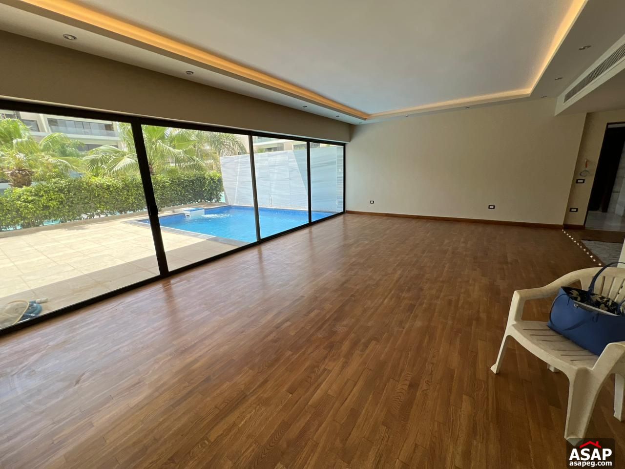 Ground Floor with Pool in Lake View Residence Ground Floor with Pool in Lake View Residence