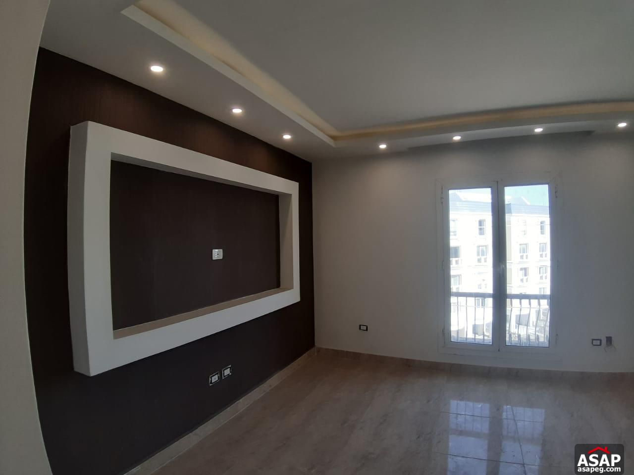 Villa for Rent in Hyde Park