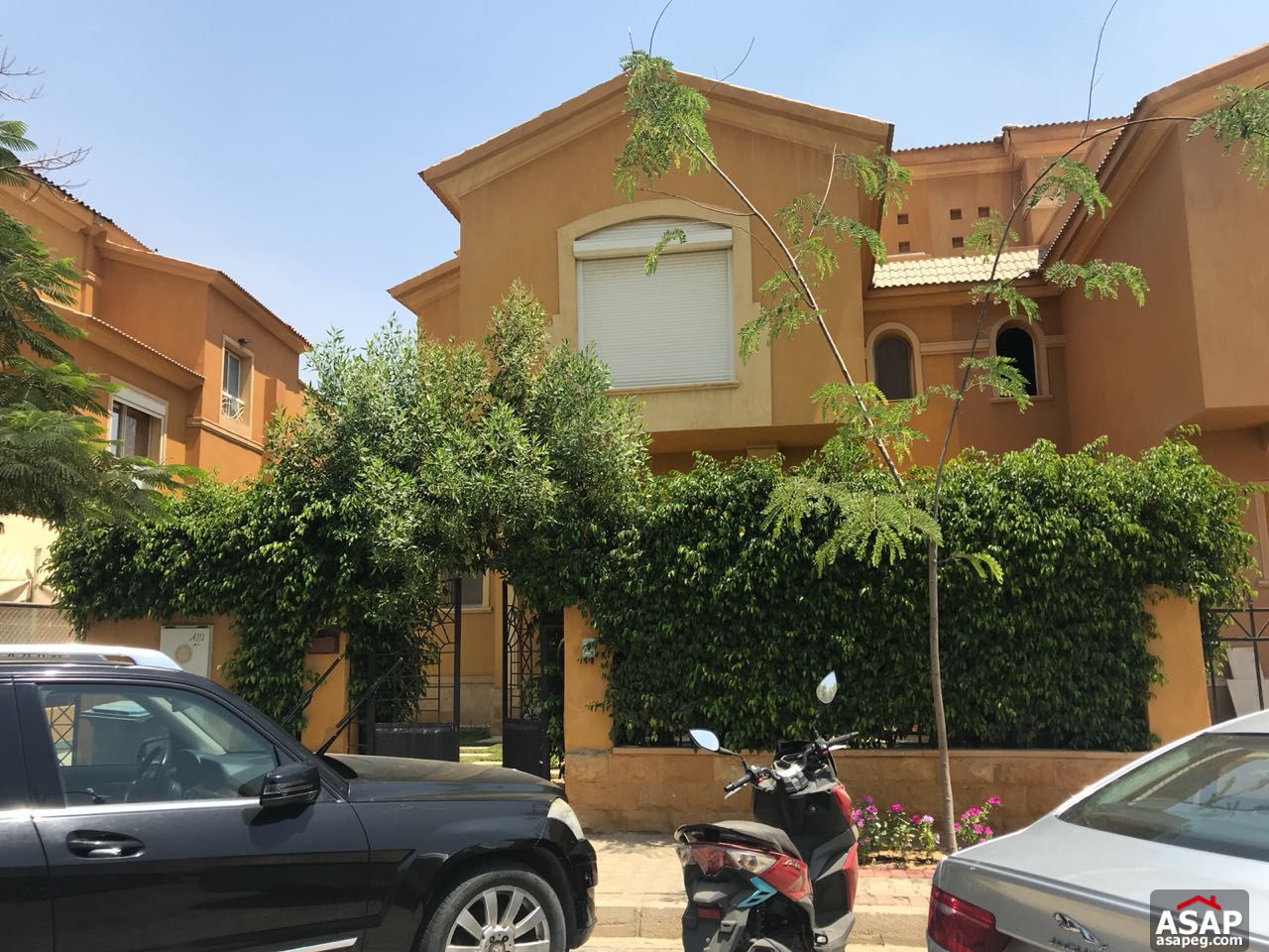 Twin House for Sale in Dyar Compound Twin House for Sale in Dyar Compound