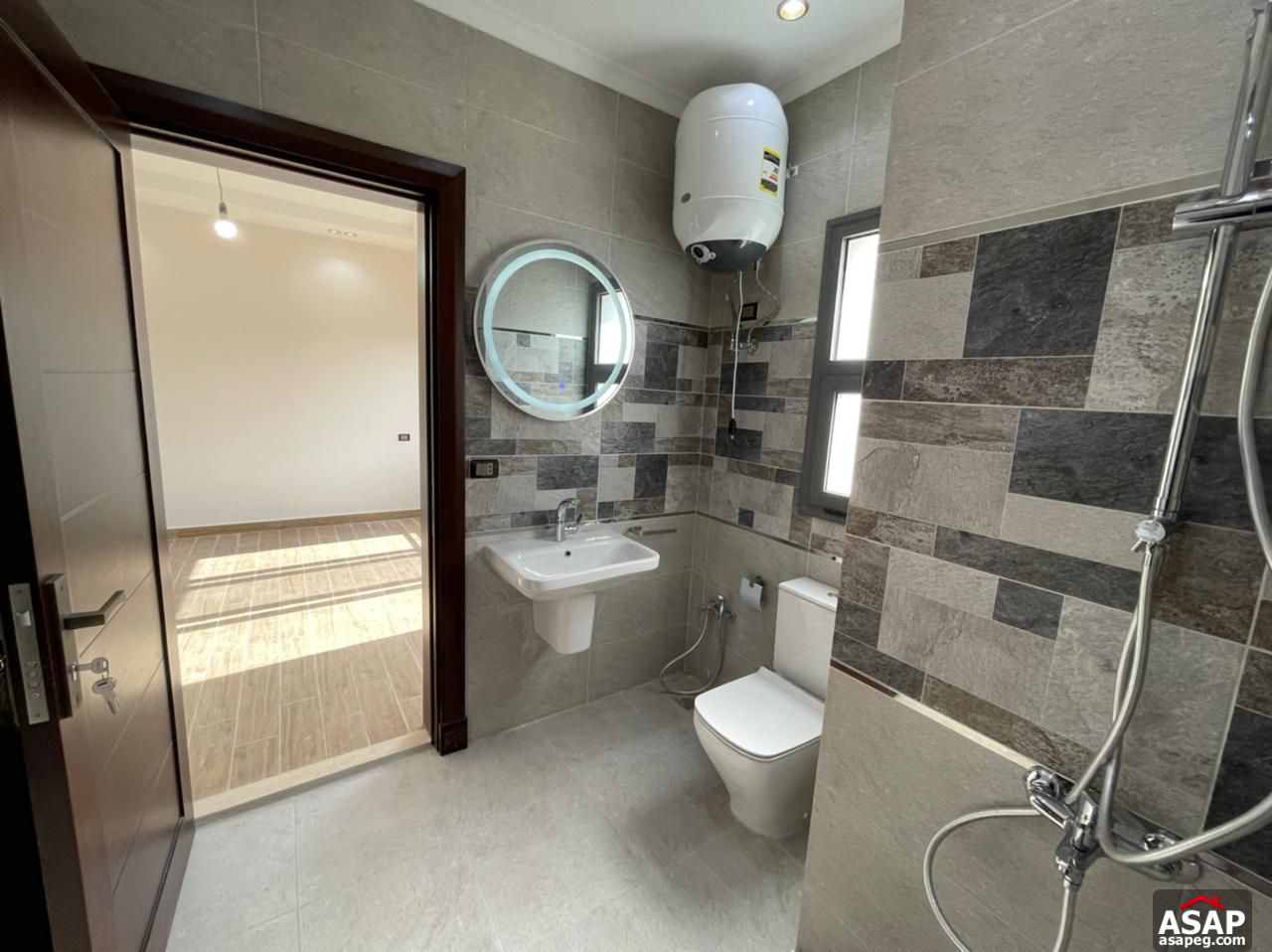 Semi Furnished Apartment for Rent in Eastown