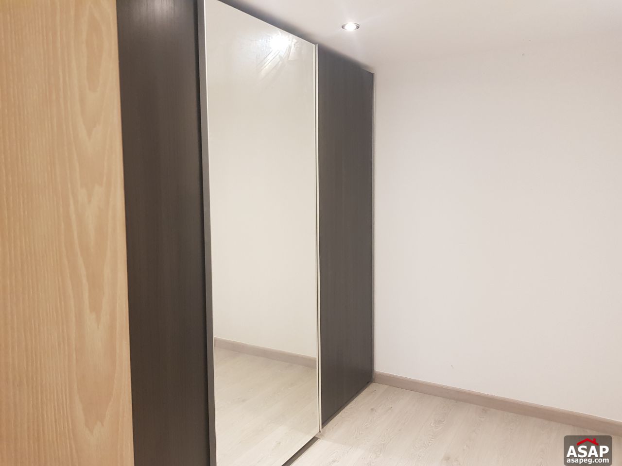 Furnished Basement for Rent in Lake View Furnished Basement for Rent in Lake View