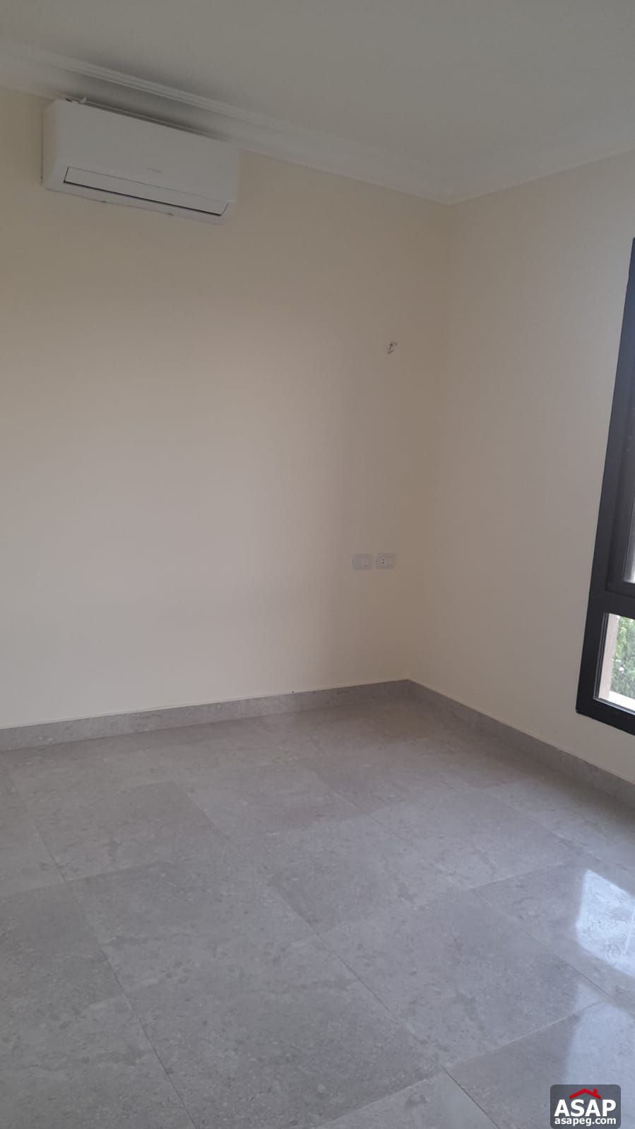 Semi Furnished Apartment for Rent in Eastown