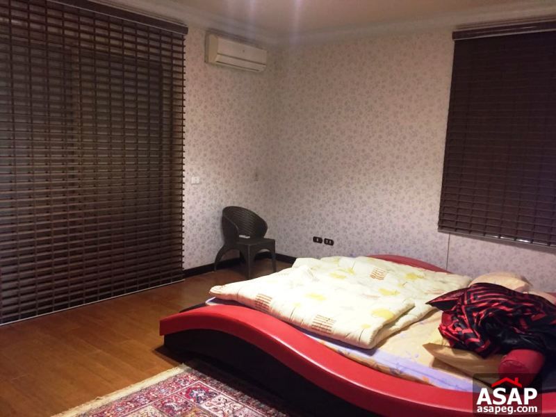 Stand Alone with Pool for Rent in the Villa Stand Alone with Pool for Rent in the Villa