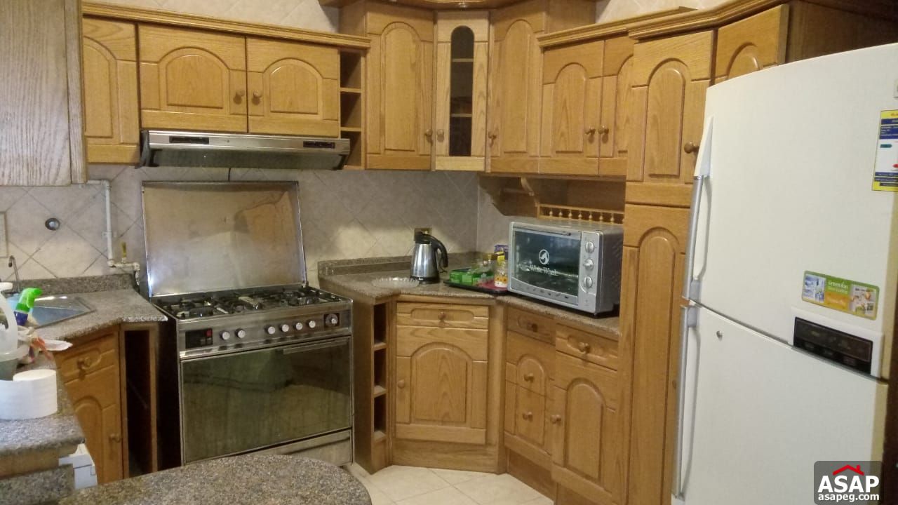 Villa with Swimming Pool for Rent in El Yasmeen Compound