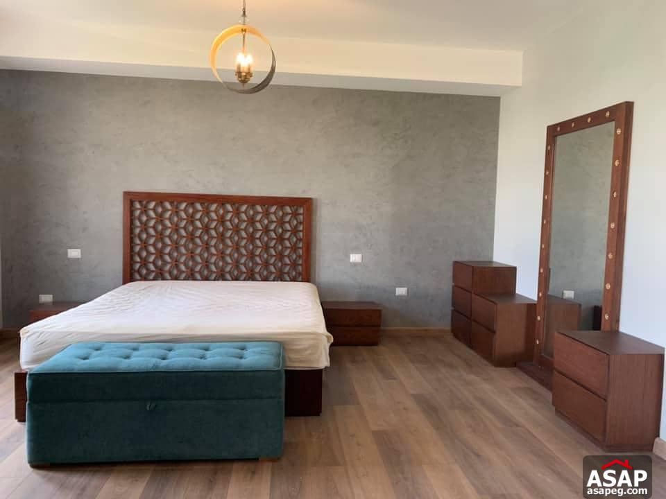 Twin House for Rent in Greens Compound Twin House for Rent in Greens Compound