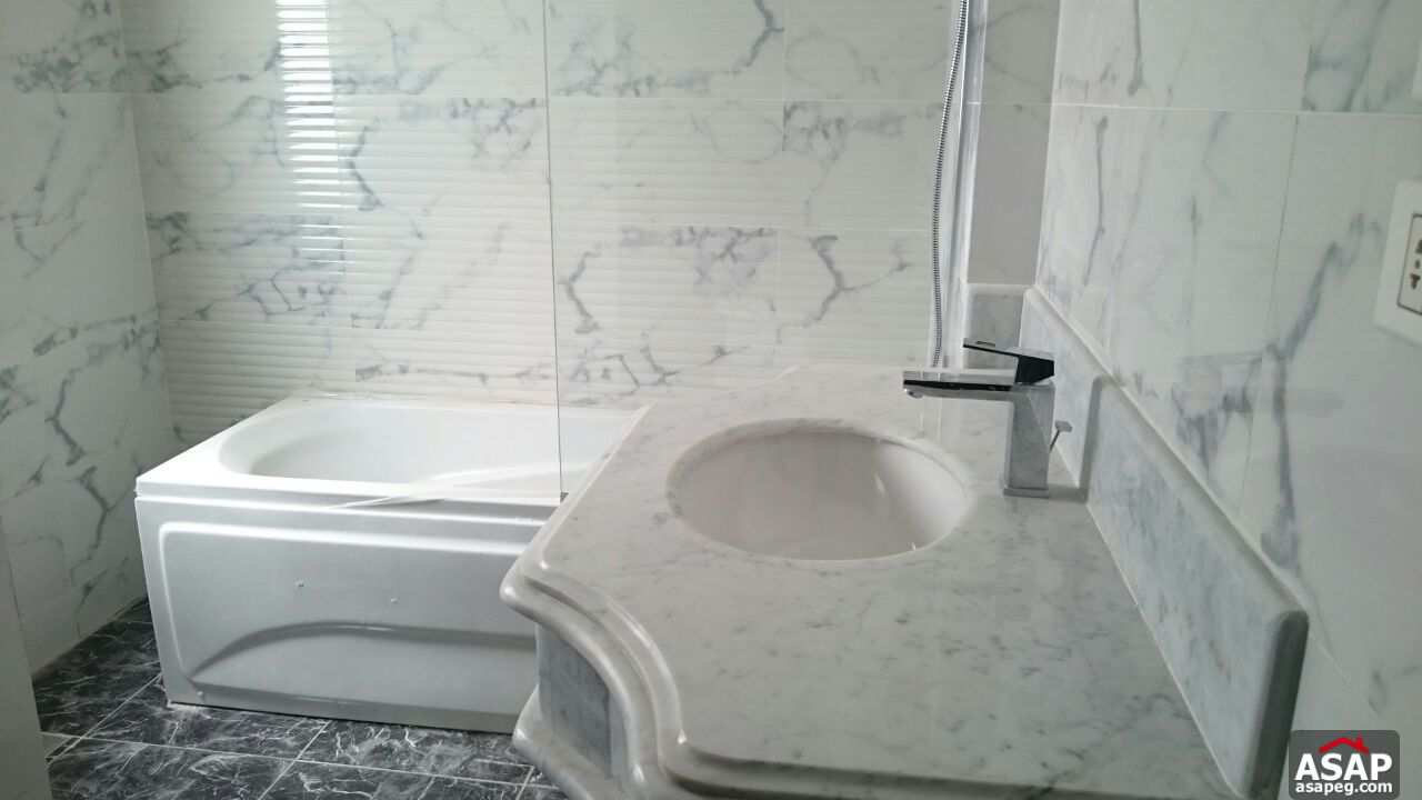 Twin House with Garden for Rent in Bellagio Twin House with Garden for Rent in Bellagio