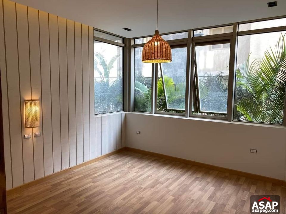 Ground Floor for Rent in Galleria Moon Valley