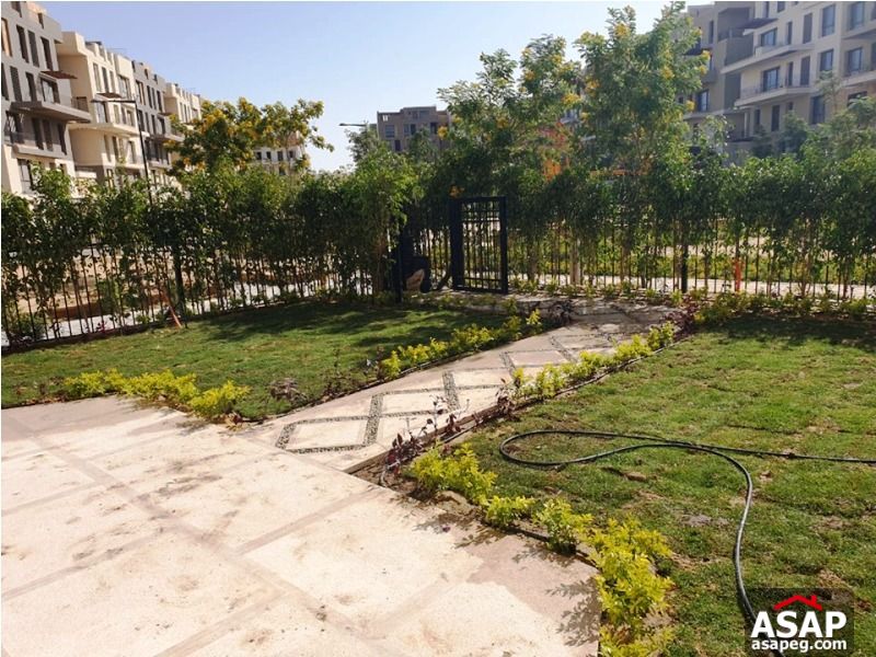 Duplex with Garden in Eastown for Rent