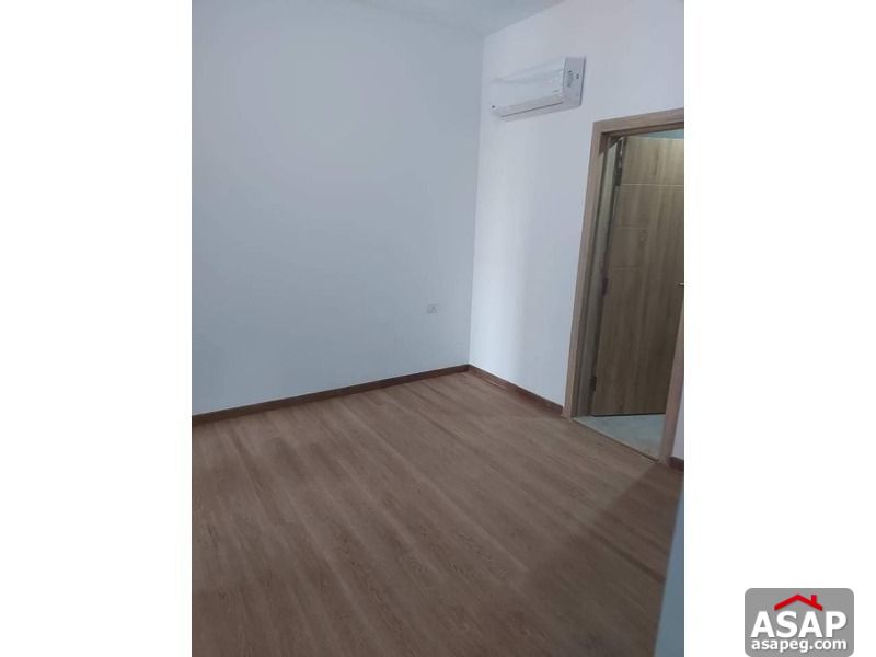 Finished Apartment for Sale in Fifth Square