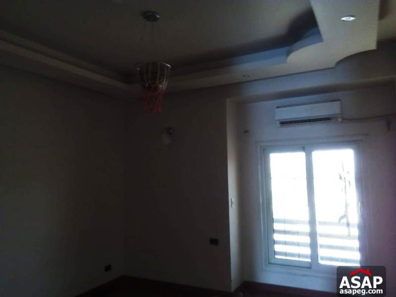 Twin House with Garden for Rent in Katameya Residence